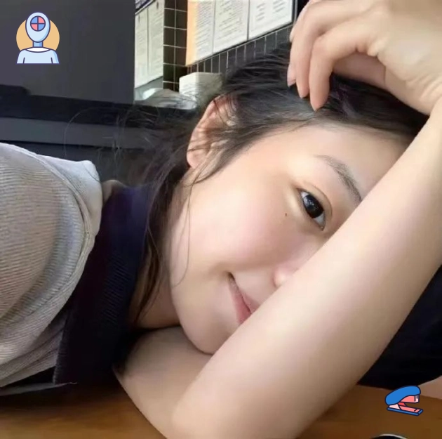 何欣女士
